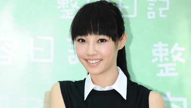 41岁影后白百何再婚首曝二胎儿，母子互动登热搜