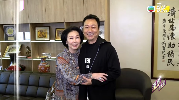 71岁前TVB女星罕现身捐遗产！曾与周润发演夫妻