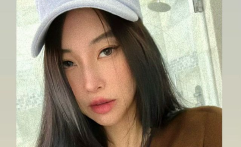 46岁美魔女恢单身“正面解放”，2扣环遮不住超凶曲线