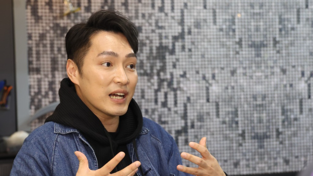 林景程熬足16年惊曝血泪史，曾被小生怒掷剧本，再给导演玩残