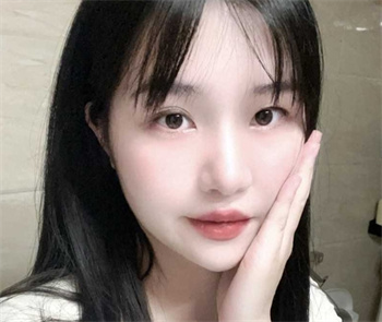 反差欲女前女友 性感黑丝情趣内衣加持