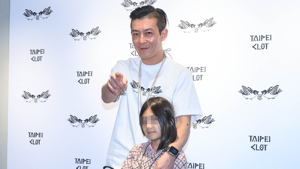 洛杉矶山火 | 陈冠希女儿学校被烧遭讽，他发飙肉搜酸民