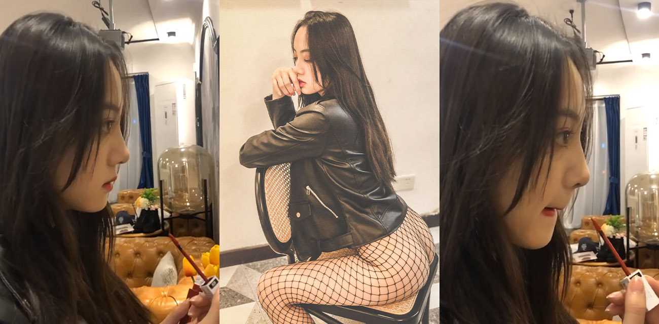 御用嫩模侧脸酷似迪丽热巴的颜值美女 大尺度私拍流出