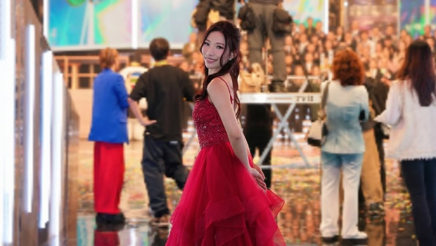 TVB小花性感内衣秀身材，家族财力雄厚为“大闸蟹大王”后人