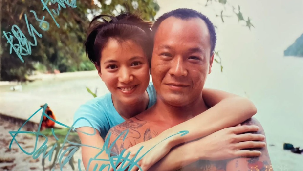 袁咏仪与“江湖猛人”亲密照流出？“男主角”罕谈二人关系