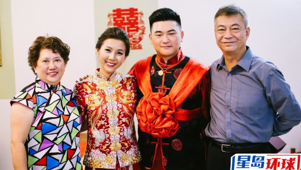 独家丨66岁廖伟雄酷热街边拍广告湿透还在笑，身家过亿节俭无助手自己推箩