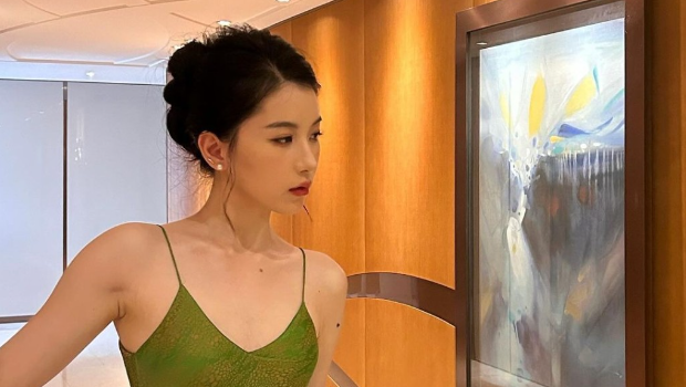 香港小姐2024 | 10号吴芷靖被曝黑历史？曾拍大尺度裸露性感照