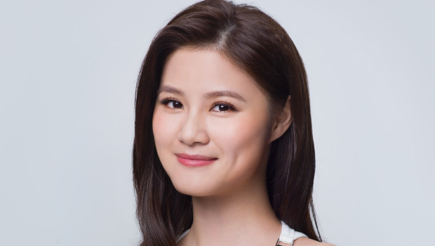 香港小姐2024丨3号王汛文撞样陈法拉！率先夺友谊小姐，自爆隐藏身份竟是政府官员？
