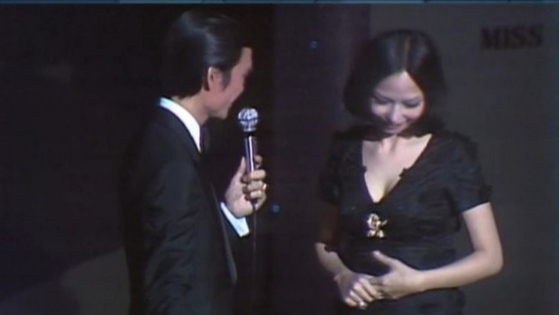 狄娜刘家杰打情骂俏珍贵片段曝光！50年前低胸上阵展欲擒故纵功力