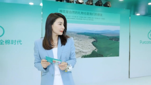 巴黎奥运丨郭晶晶现身跳水比赛会场任裁判长！专业表现掀热议
