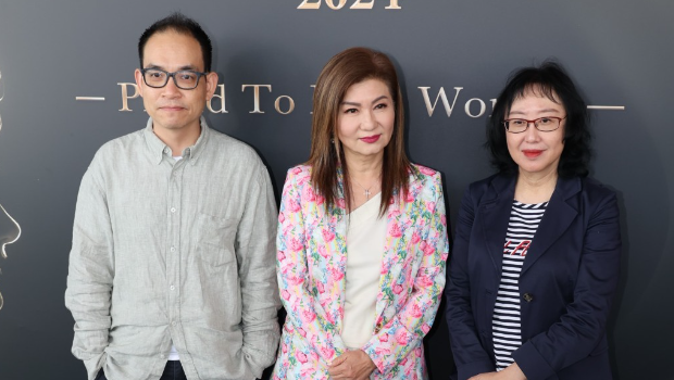 香港小姐2024丨乐易玲满意今年佳丽质素，承认有“照骗”：与真人有一点距离