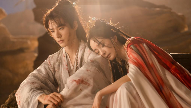 《狐妖小红娘》冲热度第一，杨幂献祭品文，龚俊跳《晚安大小姐》