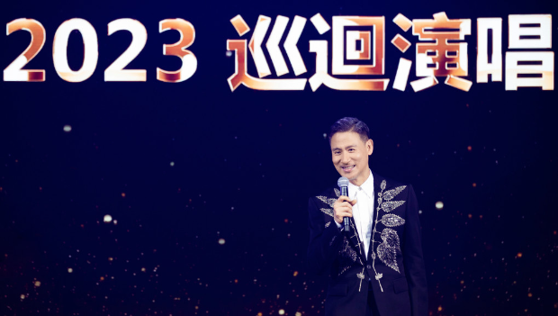张学友被传新冠病情严重住进ICU，上海中山医院：谣言
