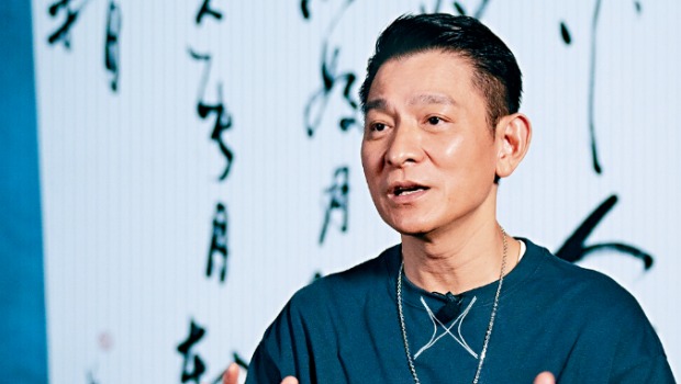 刘德华公司连发声明｜官网被冒充收演唱会订金，声音被AI合成