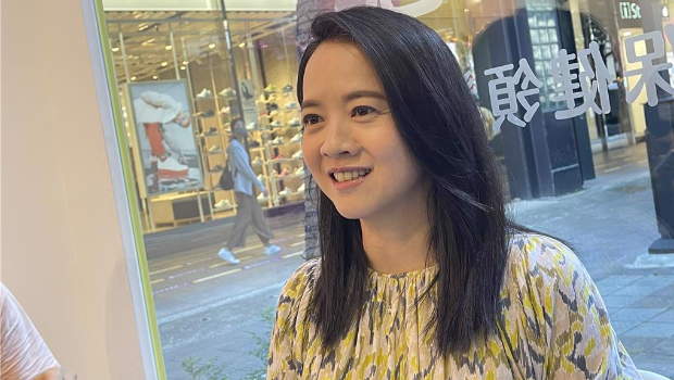 曾宝仪香港炒房赚2千万，只看5分钟立即刷卡买房送宝妈