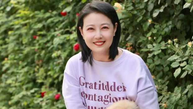 周海媚逝世丨网疯传疑似病历，卫健部门回应：正介入调查