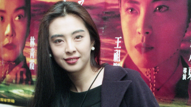 王祖贤息影20年为它拍视频！56岁状态曝女神真实声音惊人