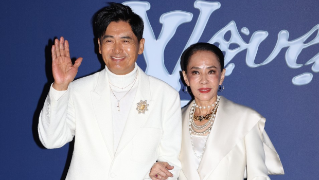 LV香港时装秀丨直击时尚界盛事！周润发夫妇情侣装亮相