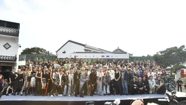​叱吒颁奖礼2023丨歌手盛装出席记招！炎明熹热裤露长腿JW深V现身