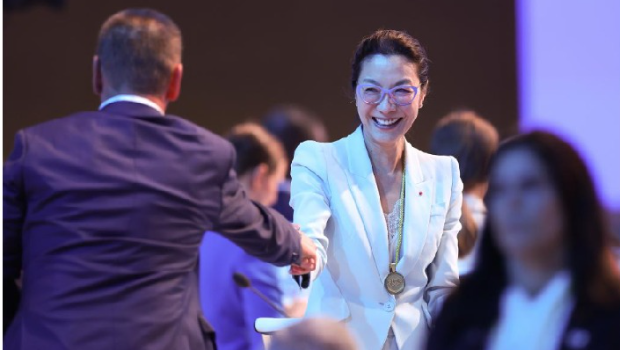 奥斯卡影后杨紫琼，当选“国际奥委会委员”